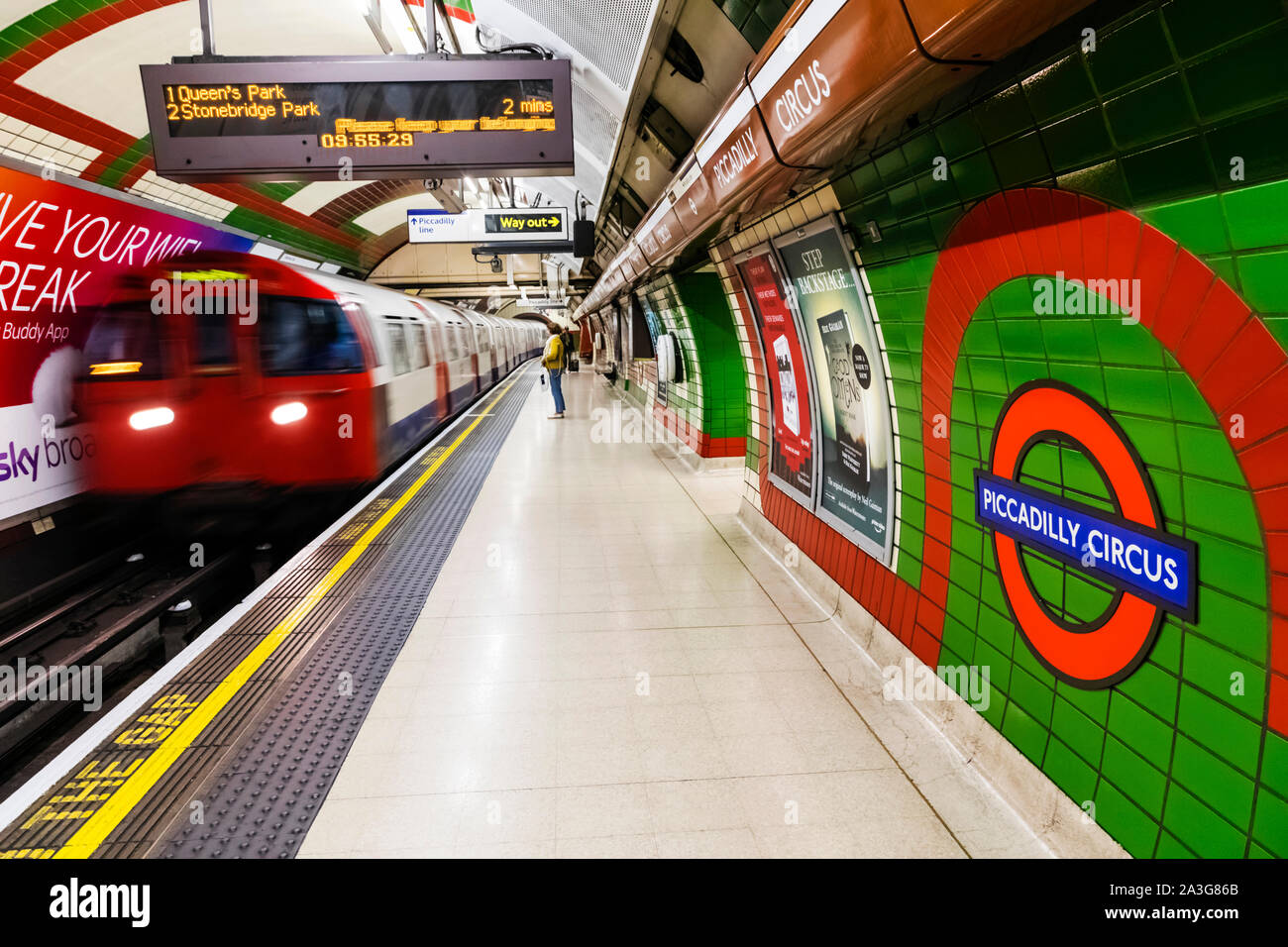 PICCADILLY LINE London Underground Tube Stations Digital 