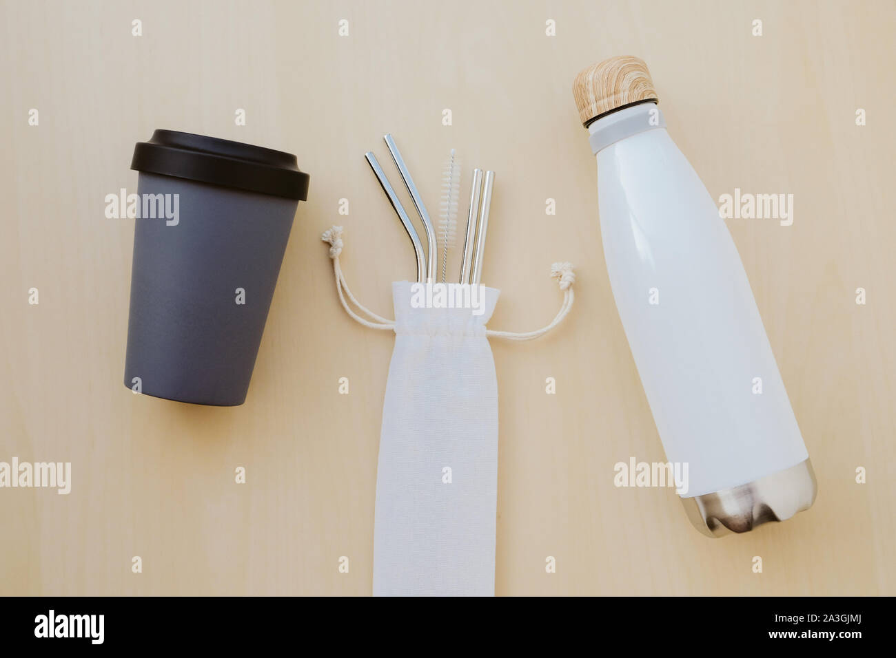 Reusable plastic free eco friendly utensils. Metal drinking straws