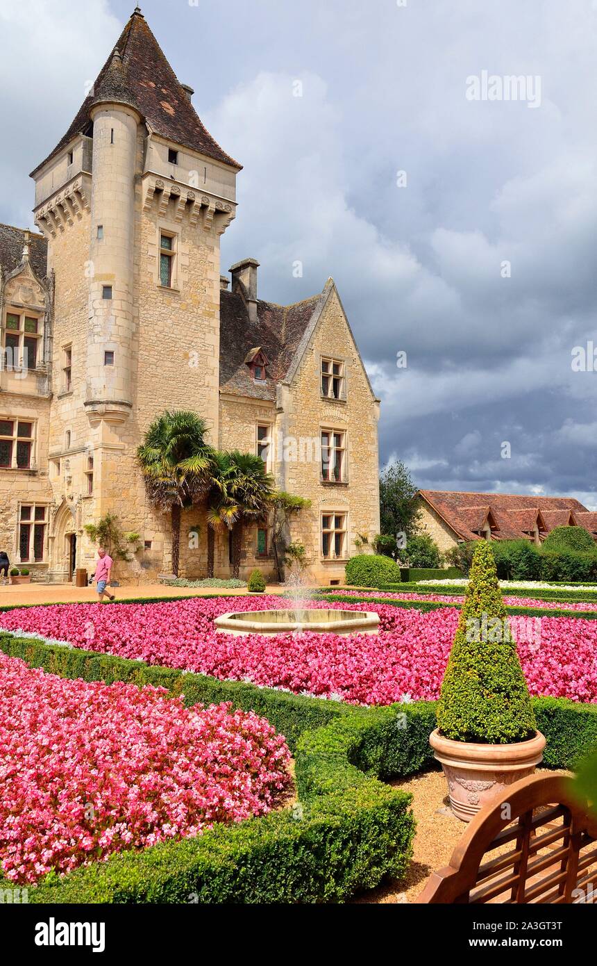 France, Dordogne, Perigord Noir, Dordogne Valley, Castelnaud la Chapelle, labelled Les Plus Beaux Villages de France (The Most Beautiful Villages of France), Chateau des Milandes, the French dancer Josephine Baker's former property Stock Photo