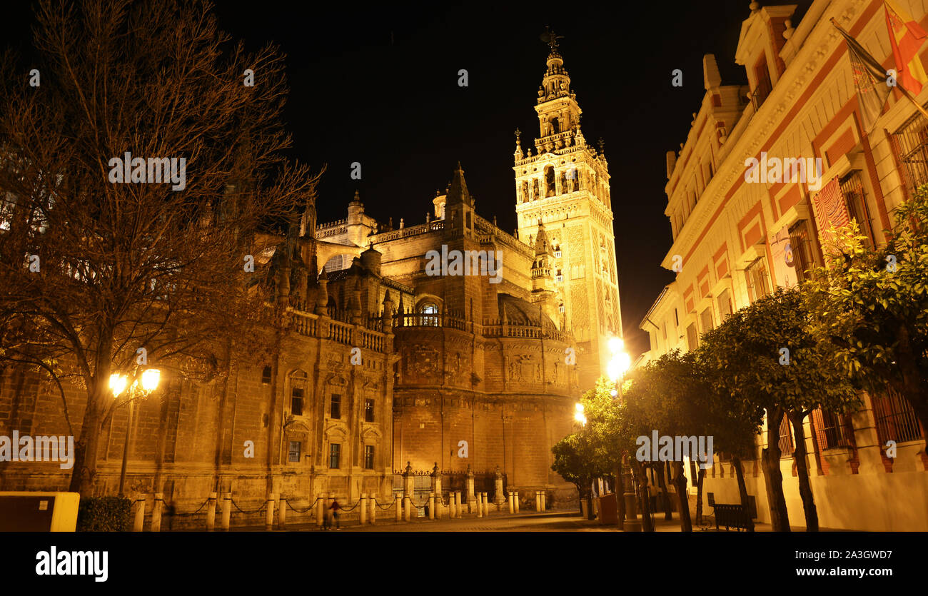 Cadiz spain seville cathedral hi-res stock photography and images - Alamy