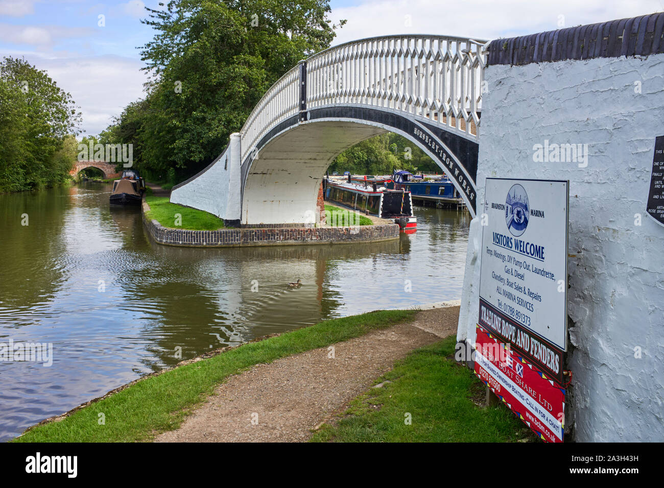 The entrance to Braunston Marina on the Grand Union Canal Stock Photo