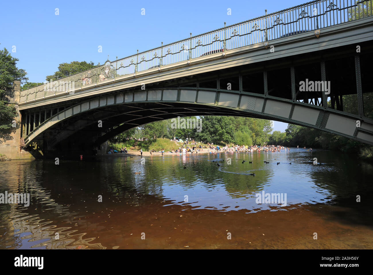 Riverside Gardens In Ilkley High Resolution Stock Photography And Images Alamy Riverside Gardens In Ilkley High Resolution Stock Photography And Images Alamy