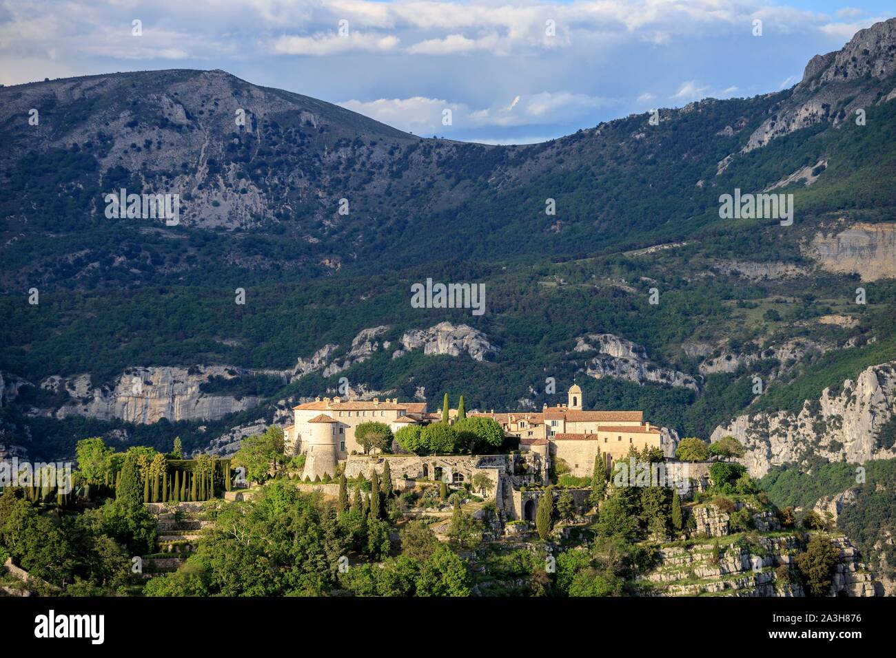 France, Alpes Maritimes, Parc Naturel Regional des Prealpes d'Azur, Gourdon, labeled Les Plus