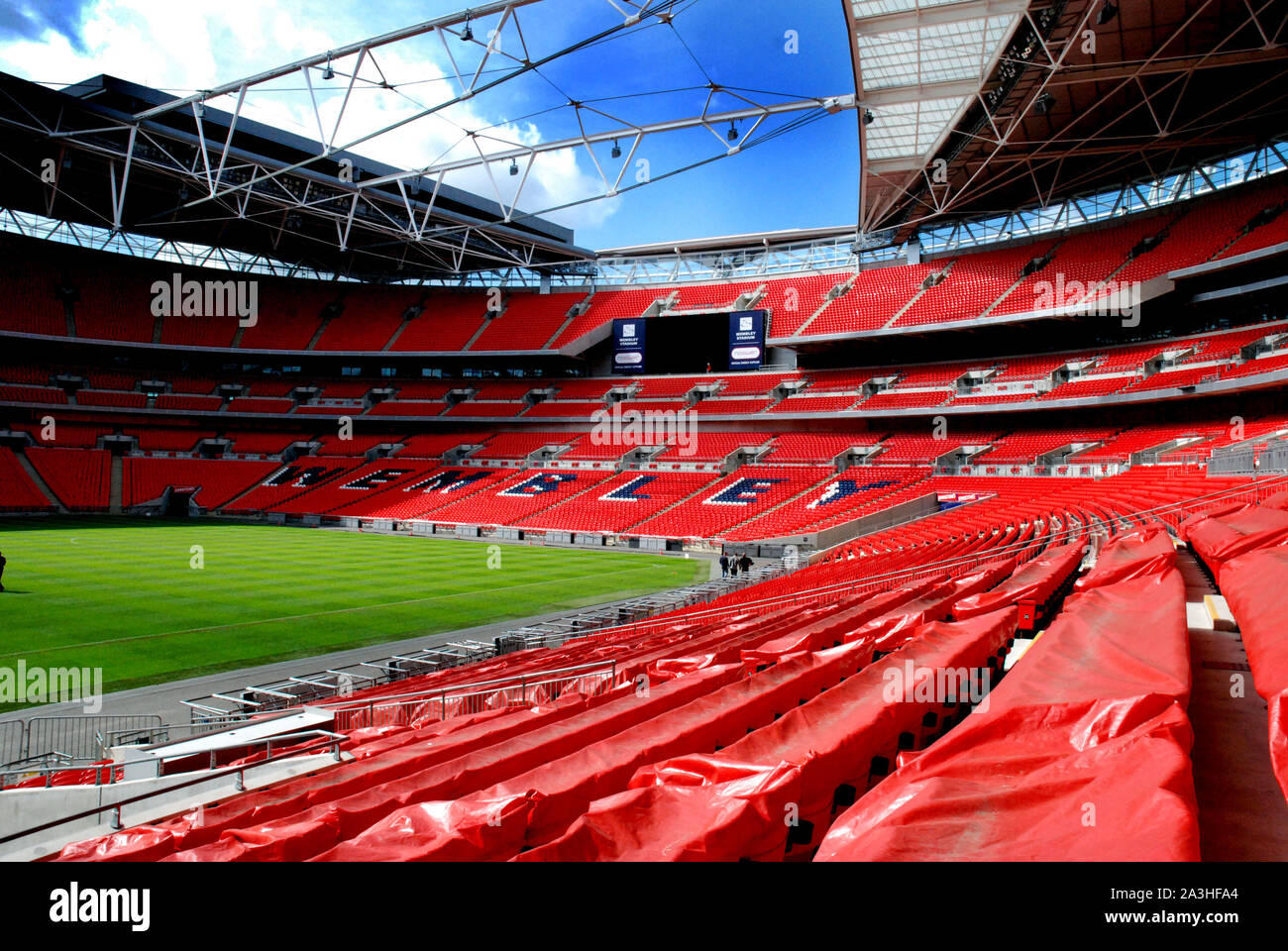 Wembley stadium interior hires stock photography and images Alamy