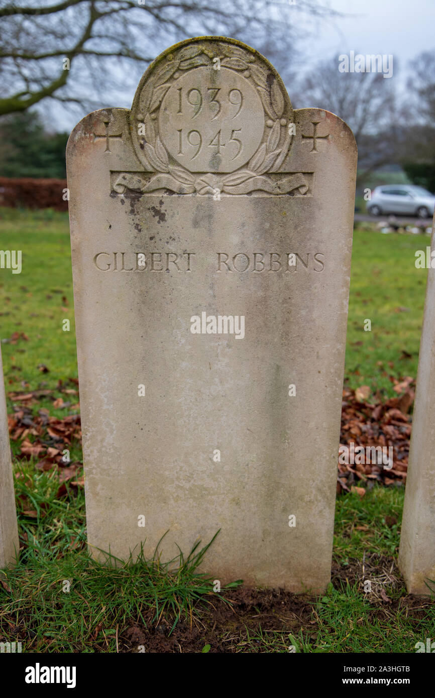 The 1939-1945 Bath Air Raid Grave of Gilbert Robbins at Haycombe Cemetery, Bath, England Stock Photo