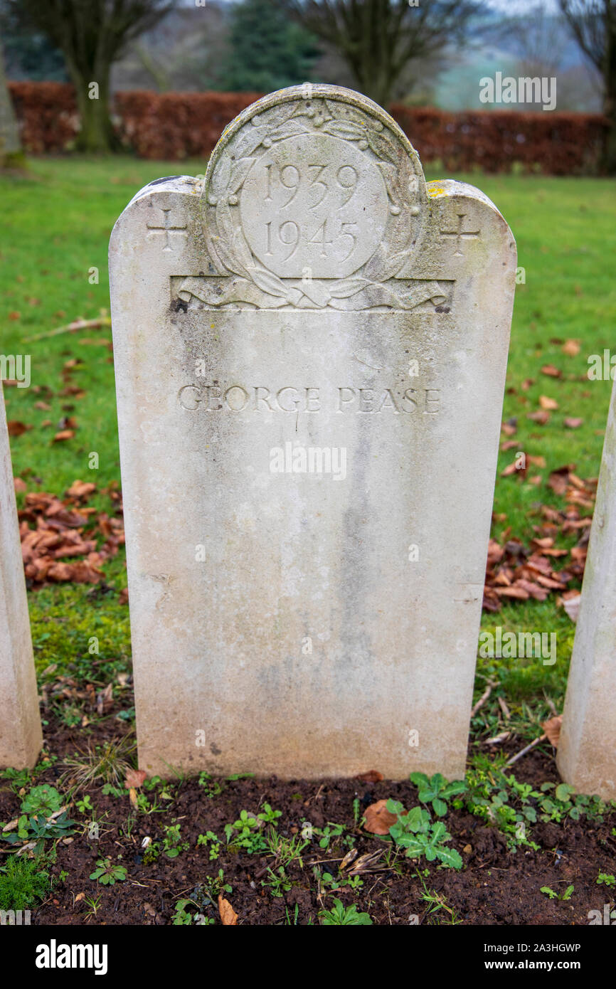 The 1939-1945 Bath Air Raid Grave of George Pease at Haycombe Cemetery, Bath, England Stock Photo