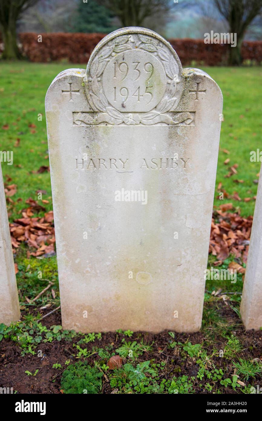The 1939-1945 Bath Air Raid Grave of Harry Ashby at Haycombe Cemetery, Bath, England Stock Photo