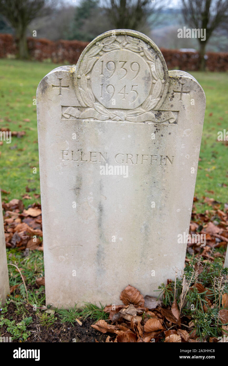 The 1939-1945 Bath Air Raid Grave of Ellen Griffin at Haycombe Cemetery, Bath, England Stock Photo