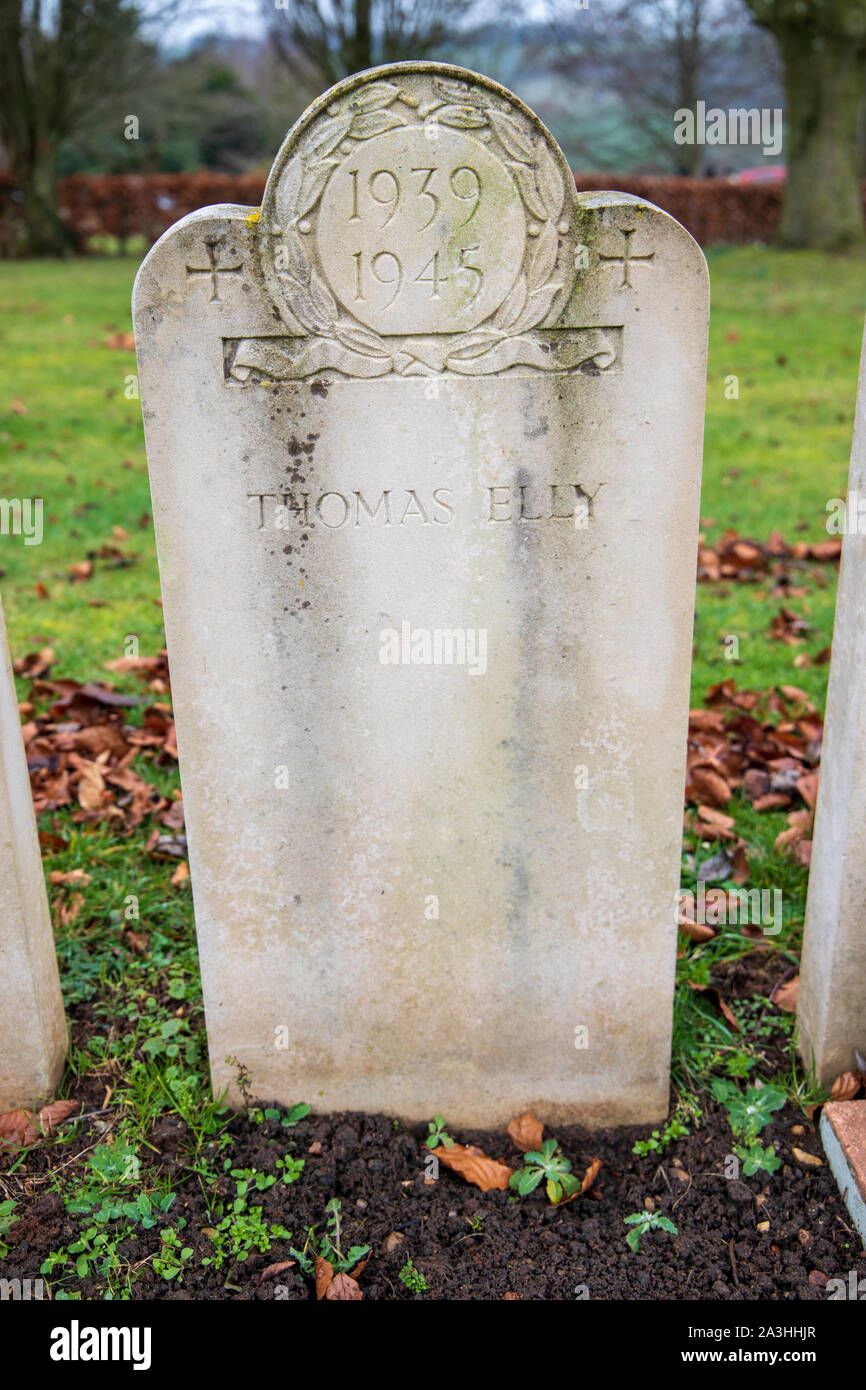The 1939-1945 Bath Air Raid Grave of Thomas Elly at Haycombe Cemetery, Bath, England Stock Photo