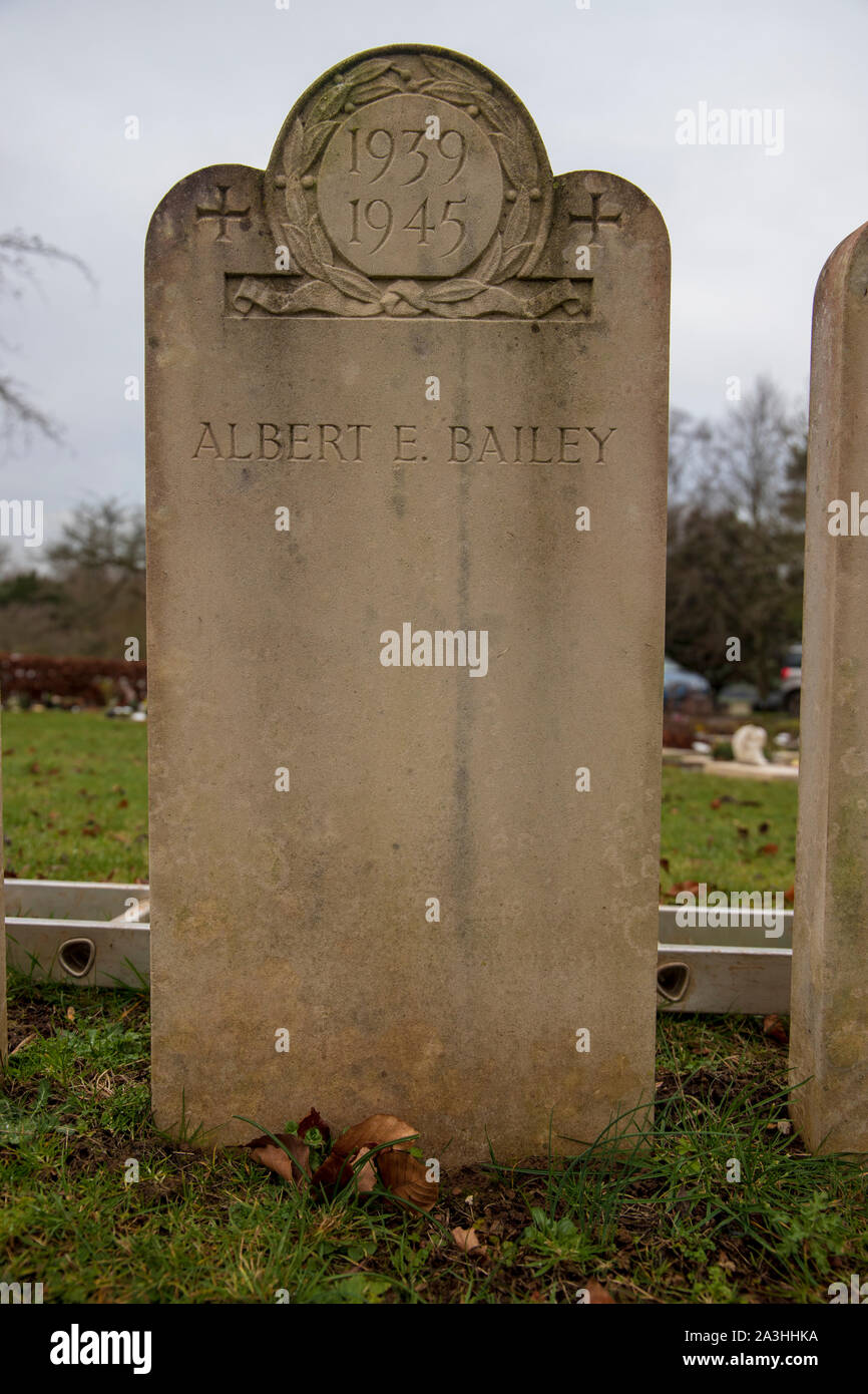 The 1939-1945 Bath Air Raid Grave of Albert Edward Bailey at Haycombe Cemetery, Bath, England Stock Photo