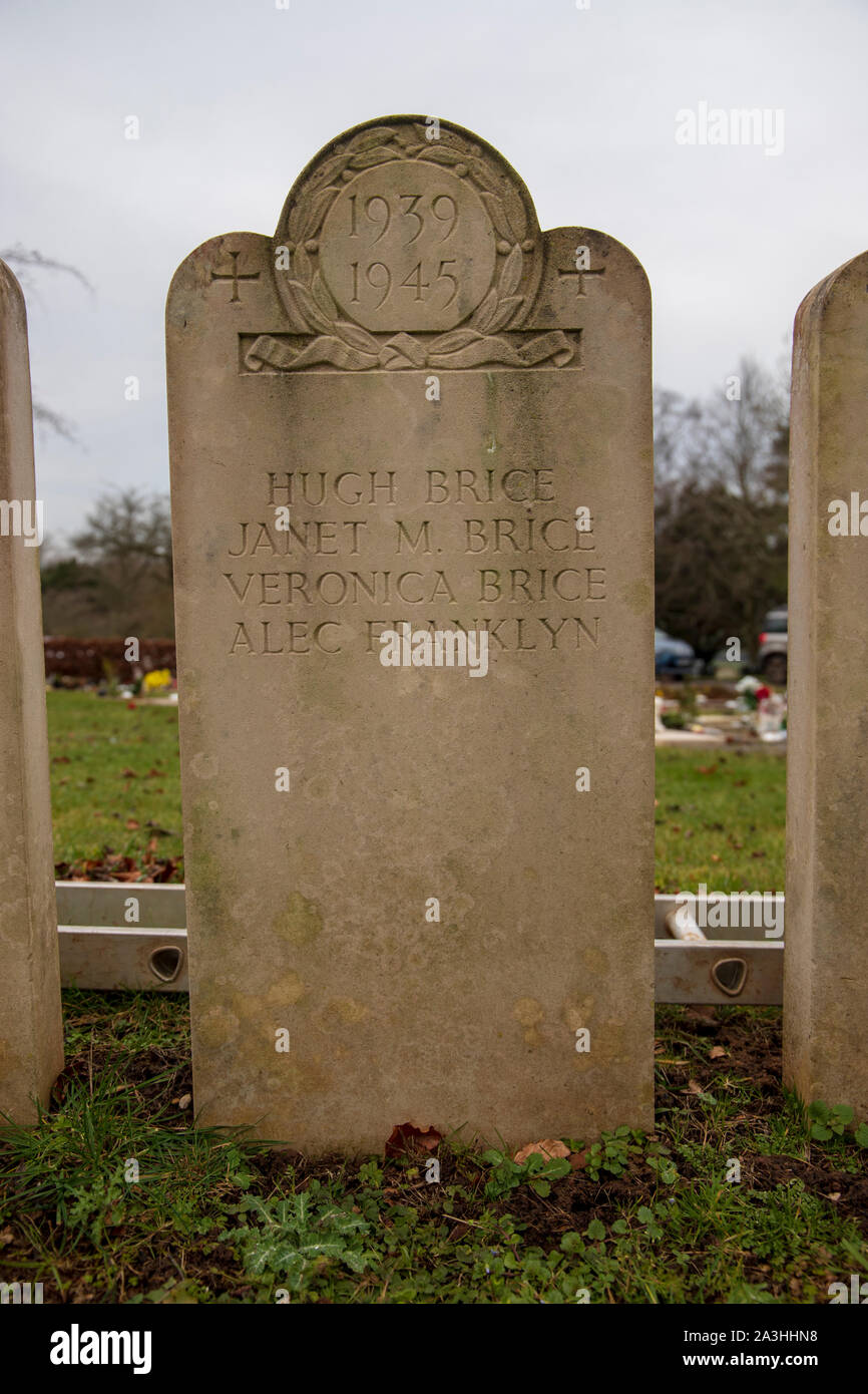 The 1939-1945 Bath Air Raid Grave of Hugh, Janetta Mary, Veronica Brice and Alec Franklyn at Haycombe Cemetery, Bath, England Stock Photo
