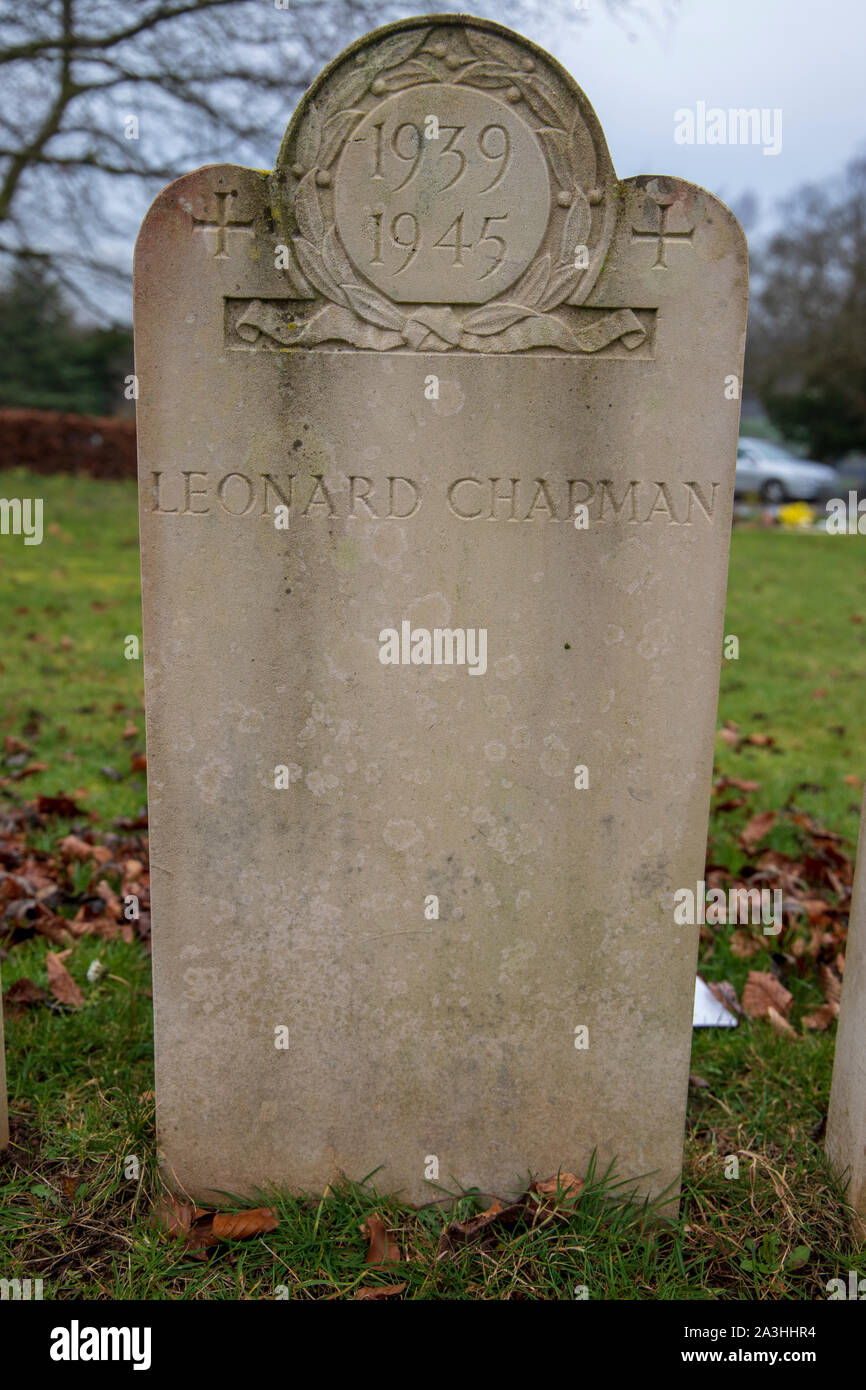 The 1939-1945 Bath Air Raid Grave of Leonard Chapman at Haycombe Cemetery, Bath, England Stock Photo