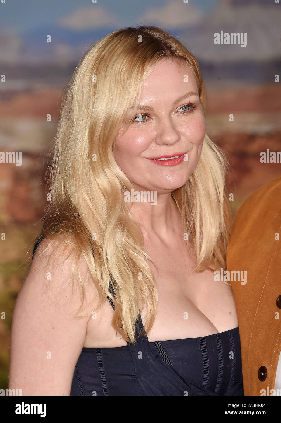 Get over it kirsten dunst hi-res stock photography and images - Alamy