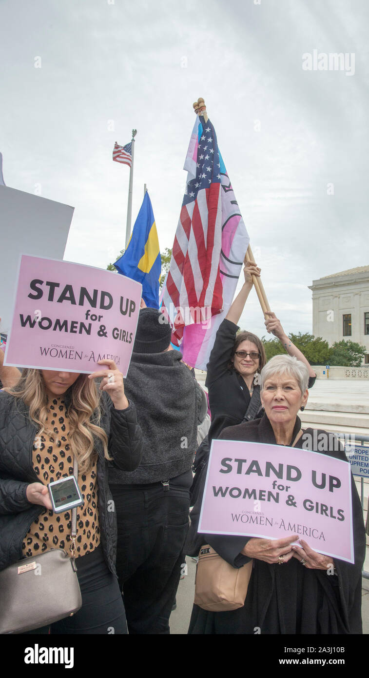 Washington DC, October 8,2019 USA-The US Supreme Court heard arguments for and against Lesbian,Gay,Bi-Sexual and Transgender (LGBT) discrimination in Stock Photo