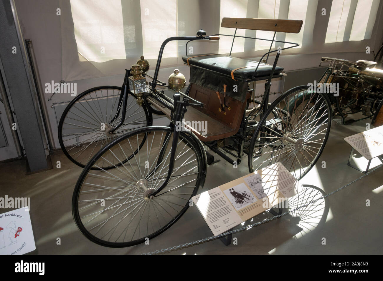 Daimler Maybach Stahlradwagen 1889 Nachbau 1962 Vl Flickr, 56 OFF