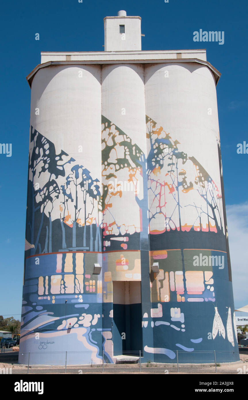 Silo art by Jimmy Dvate and Garry Duncat at Waikerie on the Murray River, in the South Australian Riverland region Stock Photo
