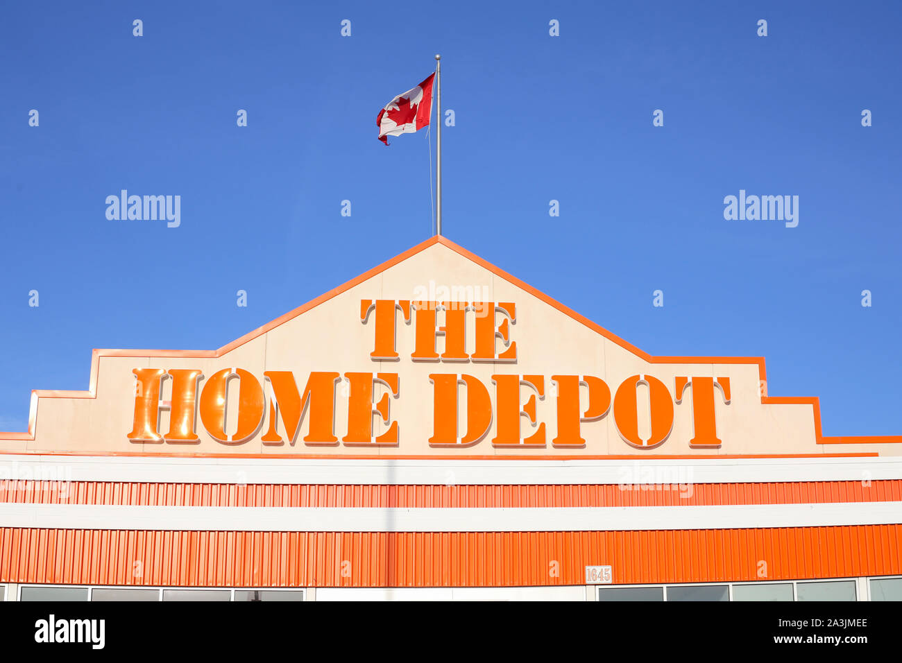 Home depot canada hi-res stock photography and images - Alamy