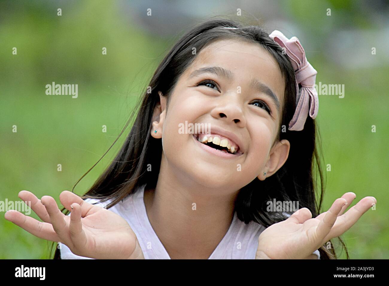 Beautiful tween hi-res stock photography and images - Alamy