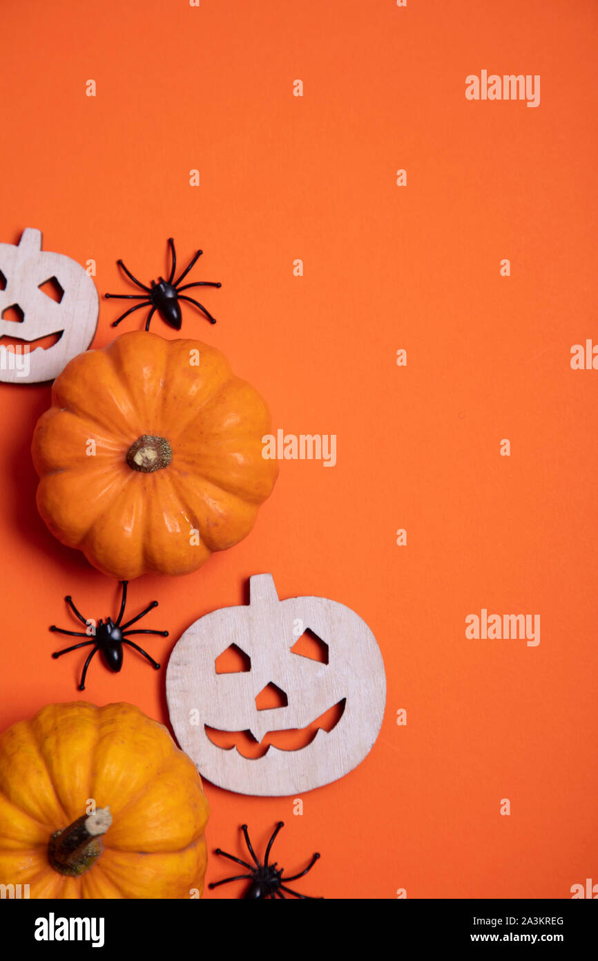 Orange halloween hi-res stock photography and images - Alamy