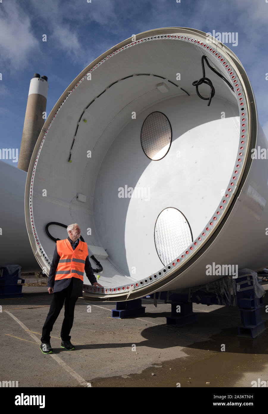 Labour Party leader Jeremy Corbyn inspects a blade during a visit to a wind turbine facility in Fawley, Southampton, to set out how Labour's investment in green energy will create jobs and benefit coastal communities. Stock Photo