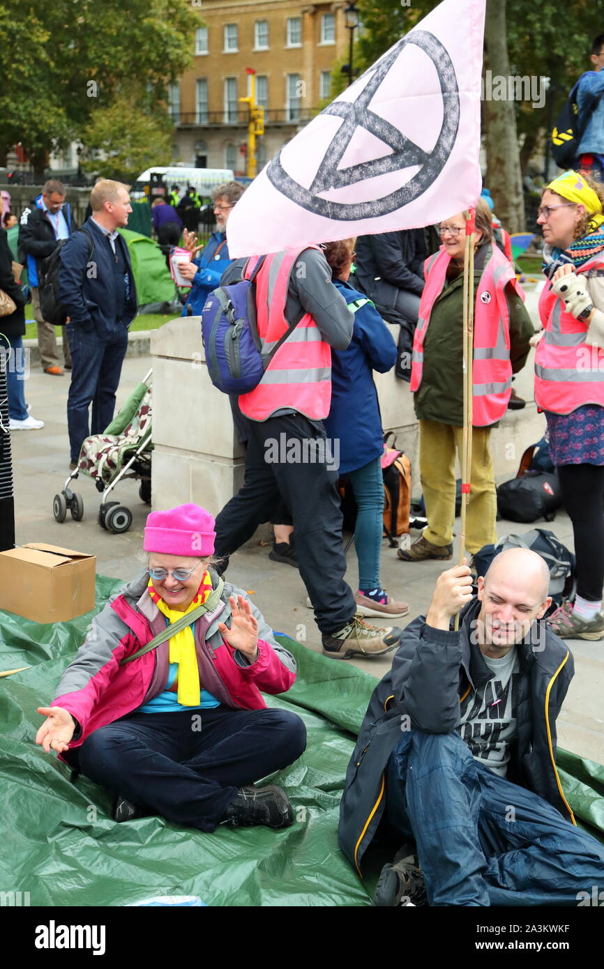 London, UK, 8th Oct 2019, The Extinction Rebellion movement stages worldwide protests. Demonstrators gather in Westminster to highlight the dangers of climate change to mankind and the environment. Credit: Uwe Deffner / Alamy Live News Stock Photo