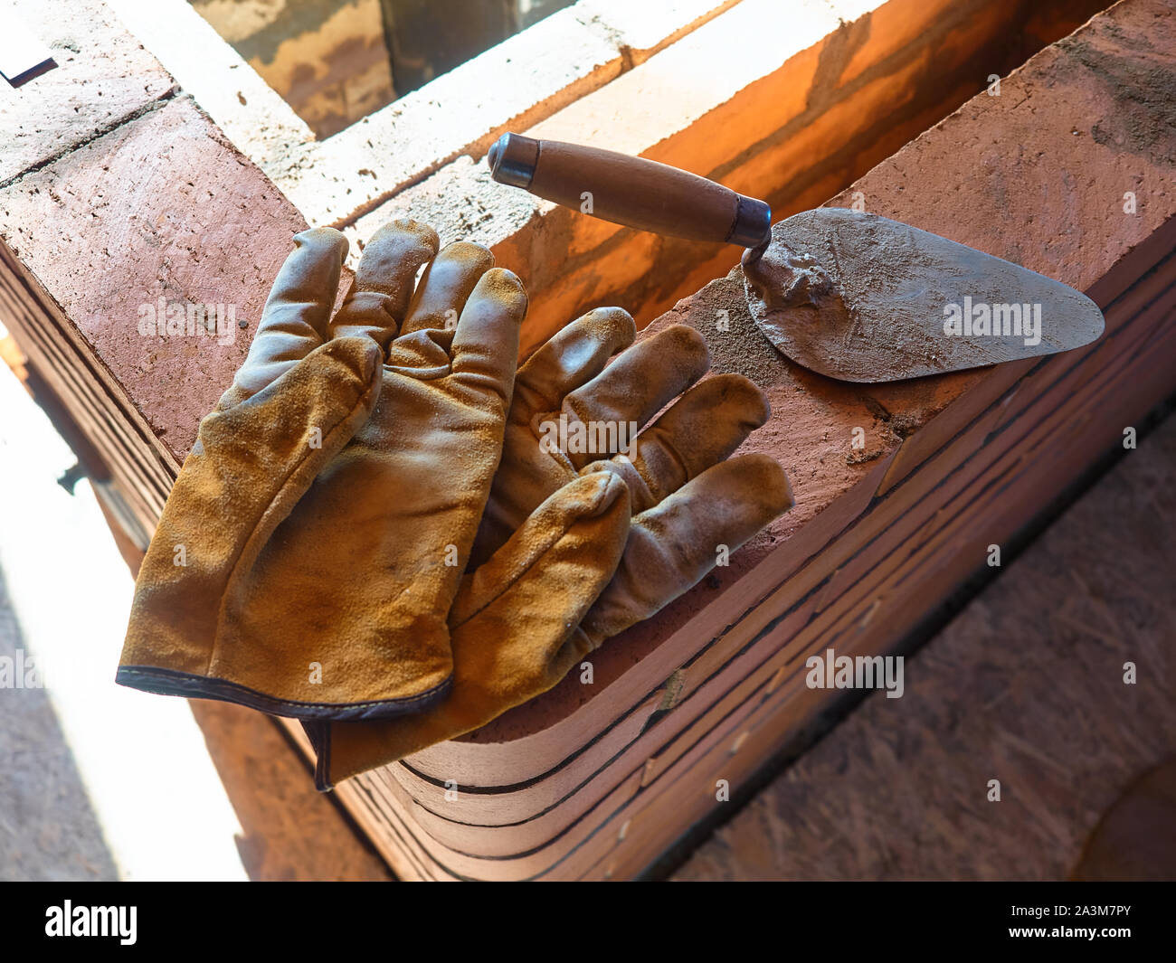 Gloves and gauntlets hi-res stock photography and images - Alamy
