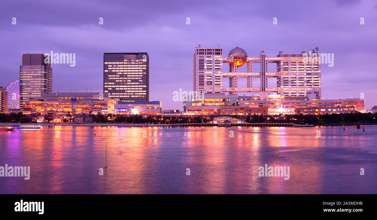 Skyline of Odaiba artificial island at night, Tokyo, Japan Stock Photo