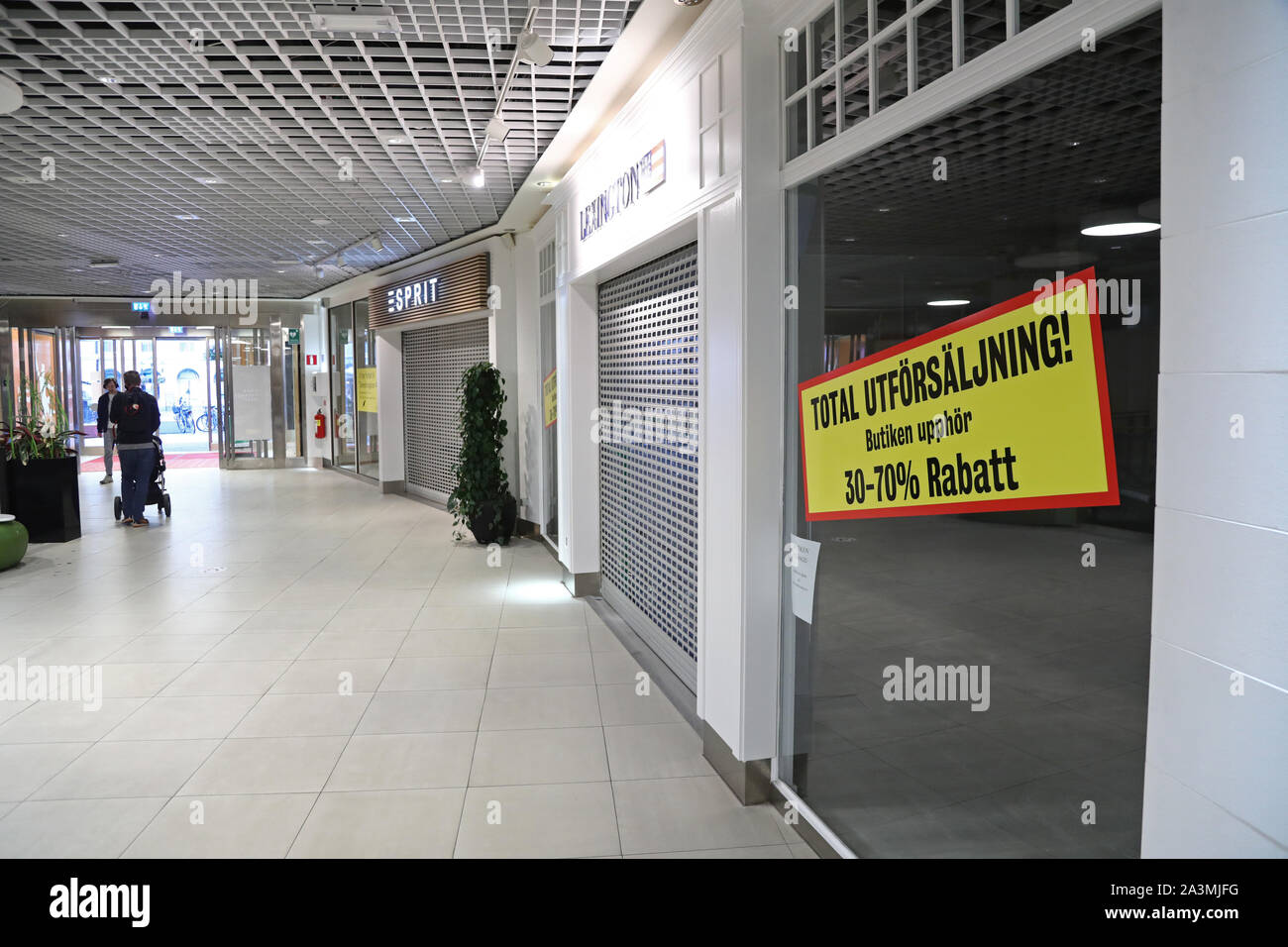 LINKÖPING 20190815En tom galleria i Linköping. Butiker som upphört ...