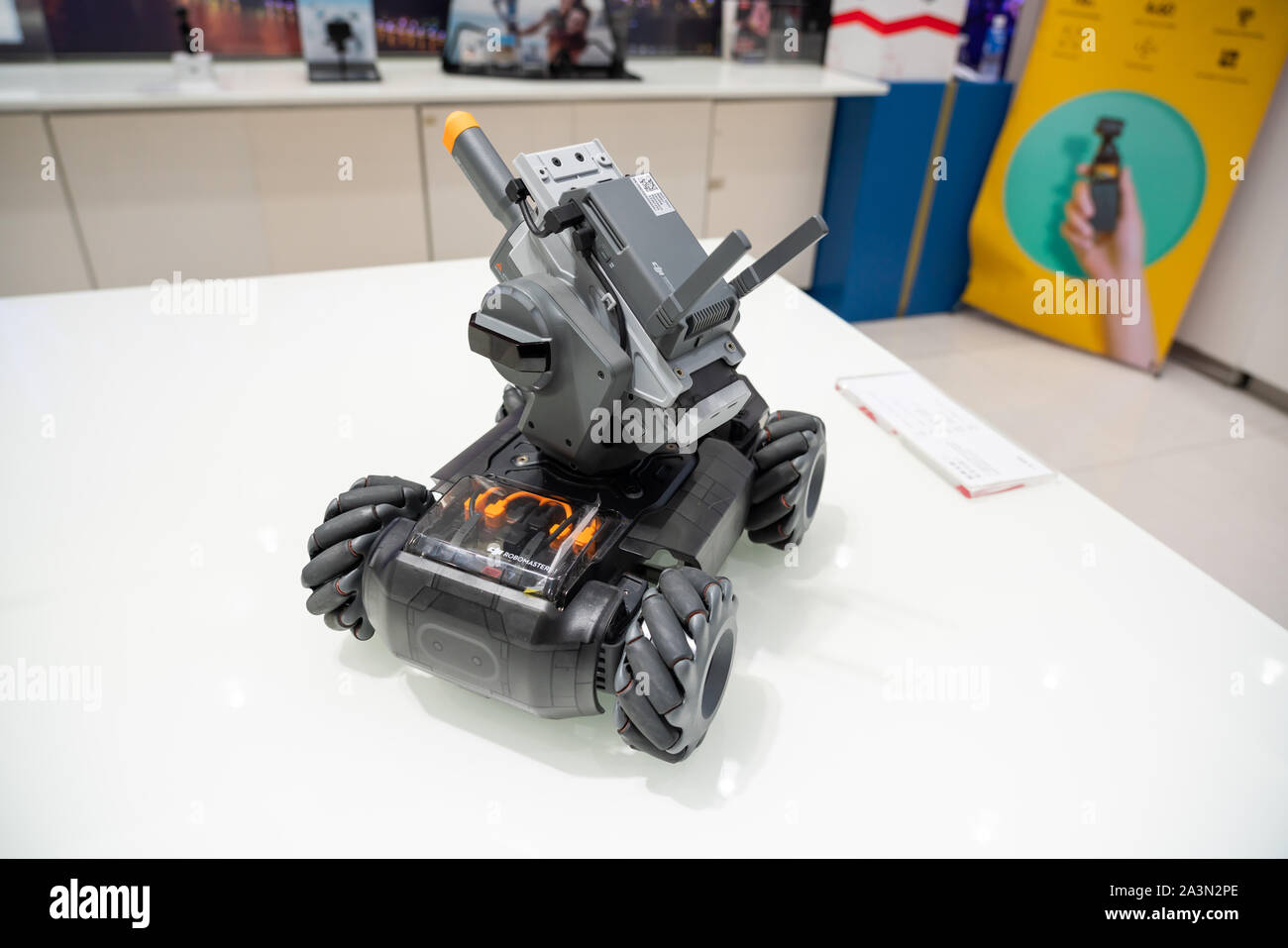 Guangzhou, Guangdong, China. 3rd Oct, 2019. The RoboMaster S1, a game-changing educational robot manufactured by Chinese technology company DJI, seen at a DJI store in Guangzhou. Credit: Alex Tai/SOPA Images/ZUMA Wire/Alamy Live News Stock Photo