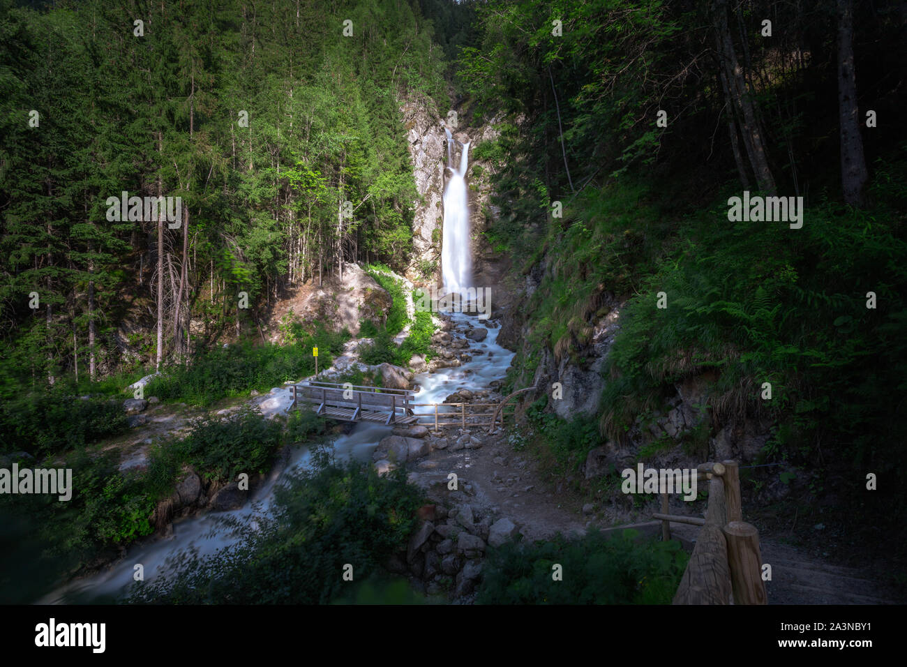 Cascade du dard hires stock photography and images Alamy — free download
