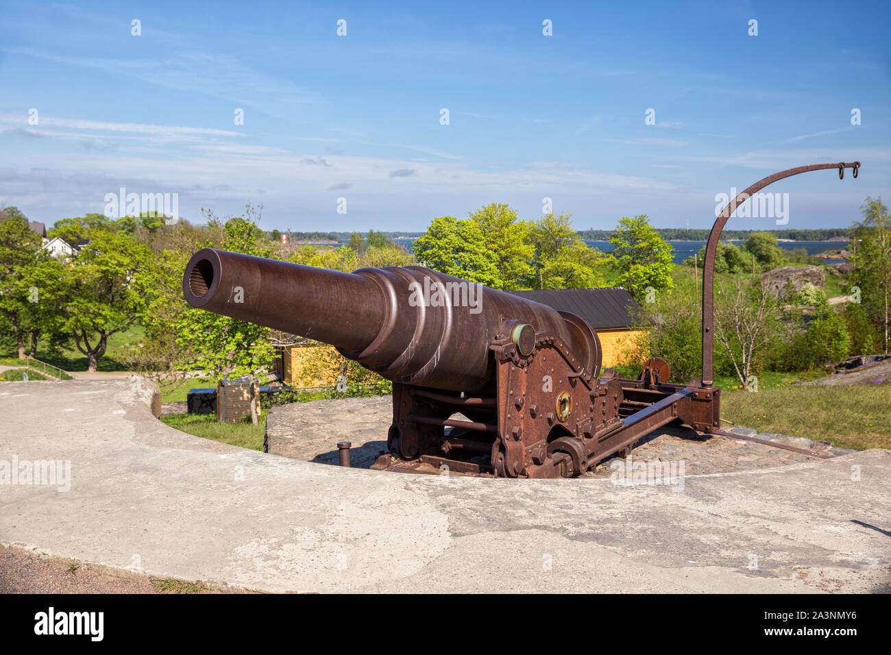 Gun fortress hi-res stock photography and images - Alamy