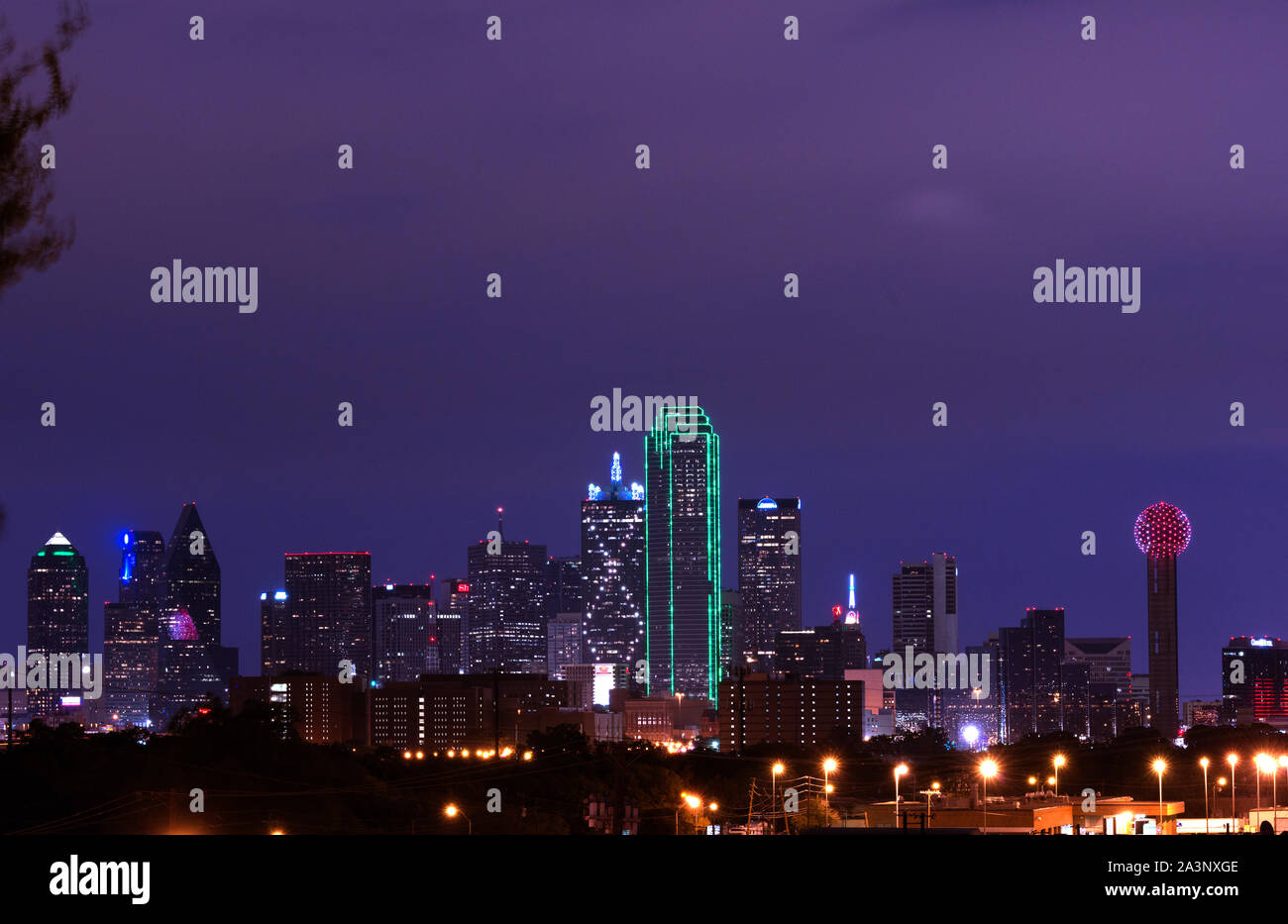 Dallas shots hi-res stock photography and images - Alamy