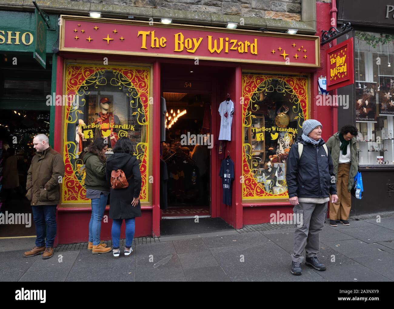 Harry potter theme hi-res photography and images - Alamy