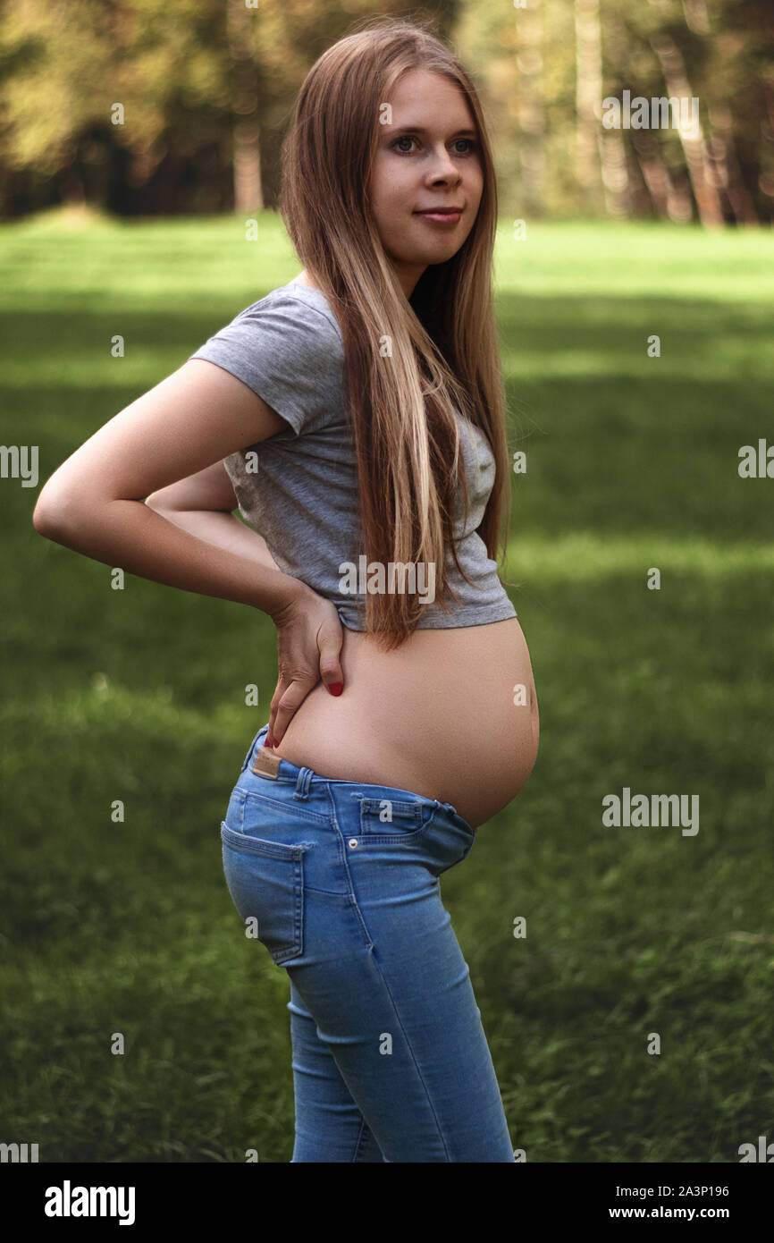 Pregnant Girl Com