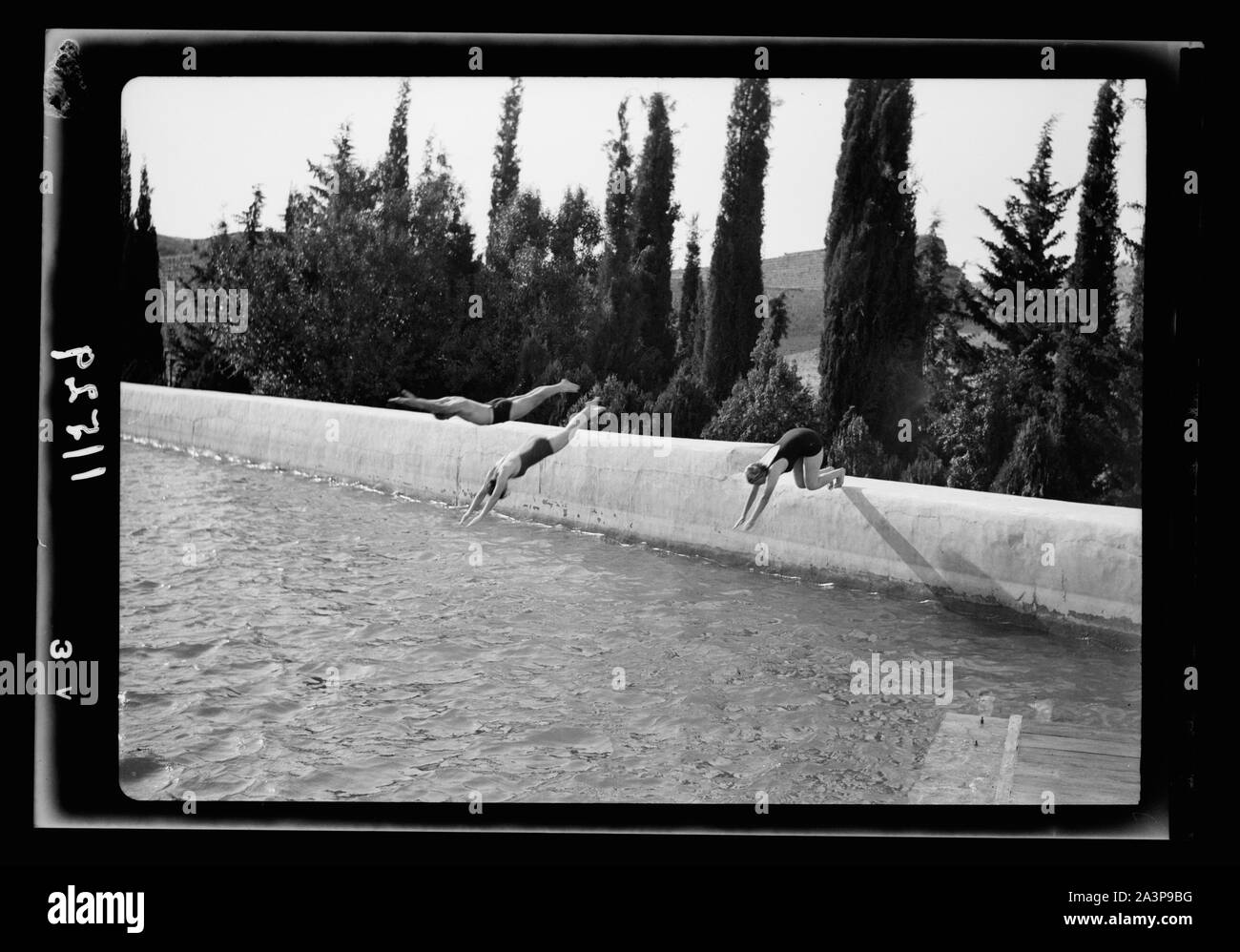 Solomon's pools a picnic & swimming resort. Taking a dive into