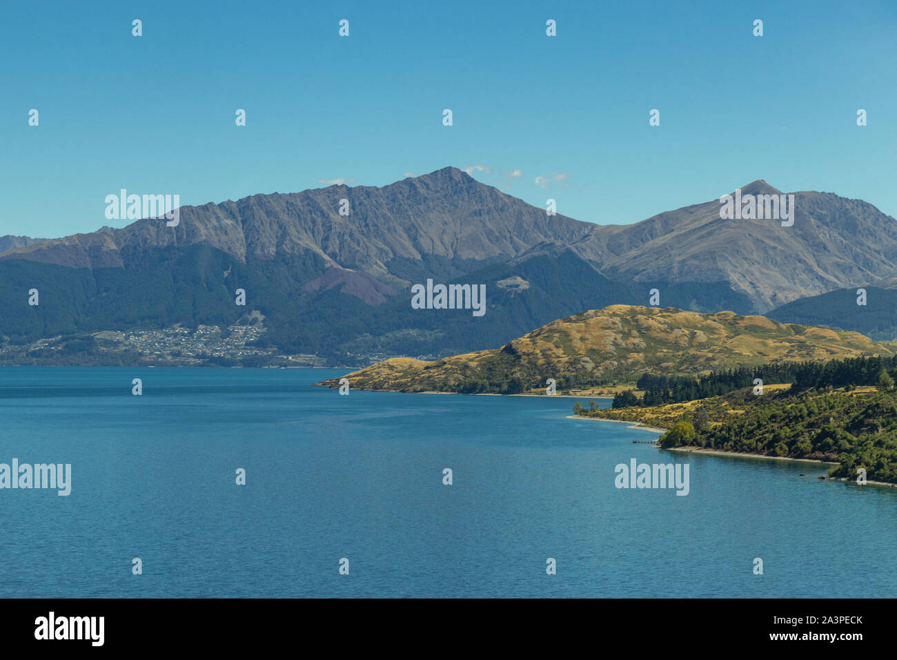 Lake south island new zealand hi-res stock photography and images - Alamy
