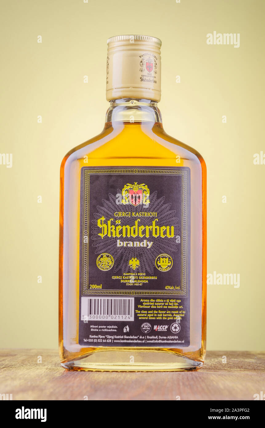 Raki with honey hi-res stock photography and images - Alamy