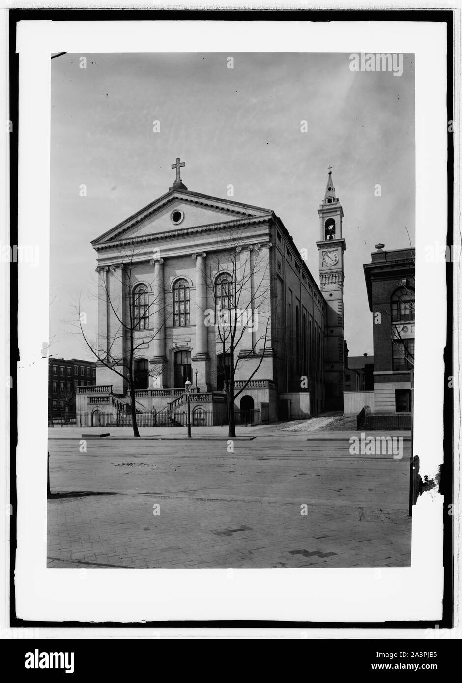 St. Aloysius Church Stock Photo Alamy