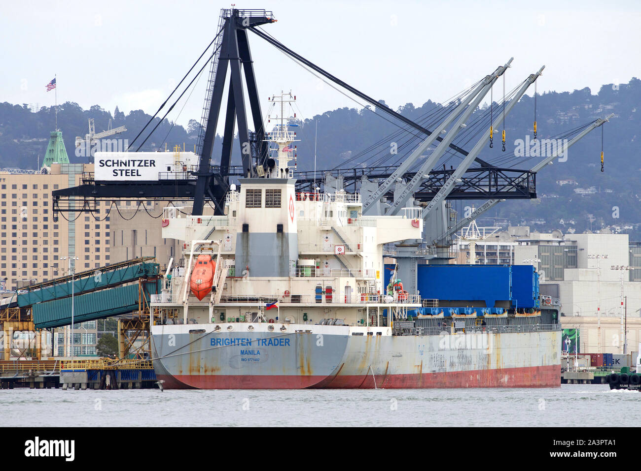 Schnitzer Steel High Resolution Stock Photography And Images Alamy