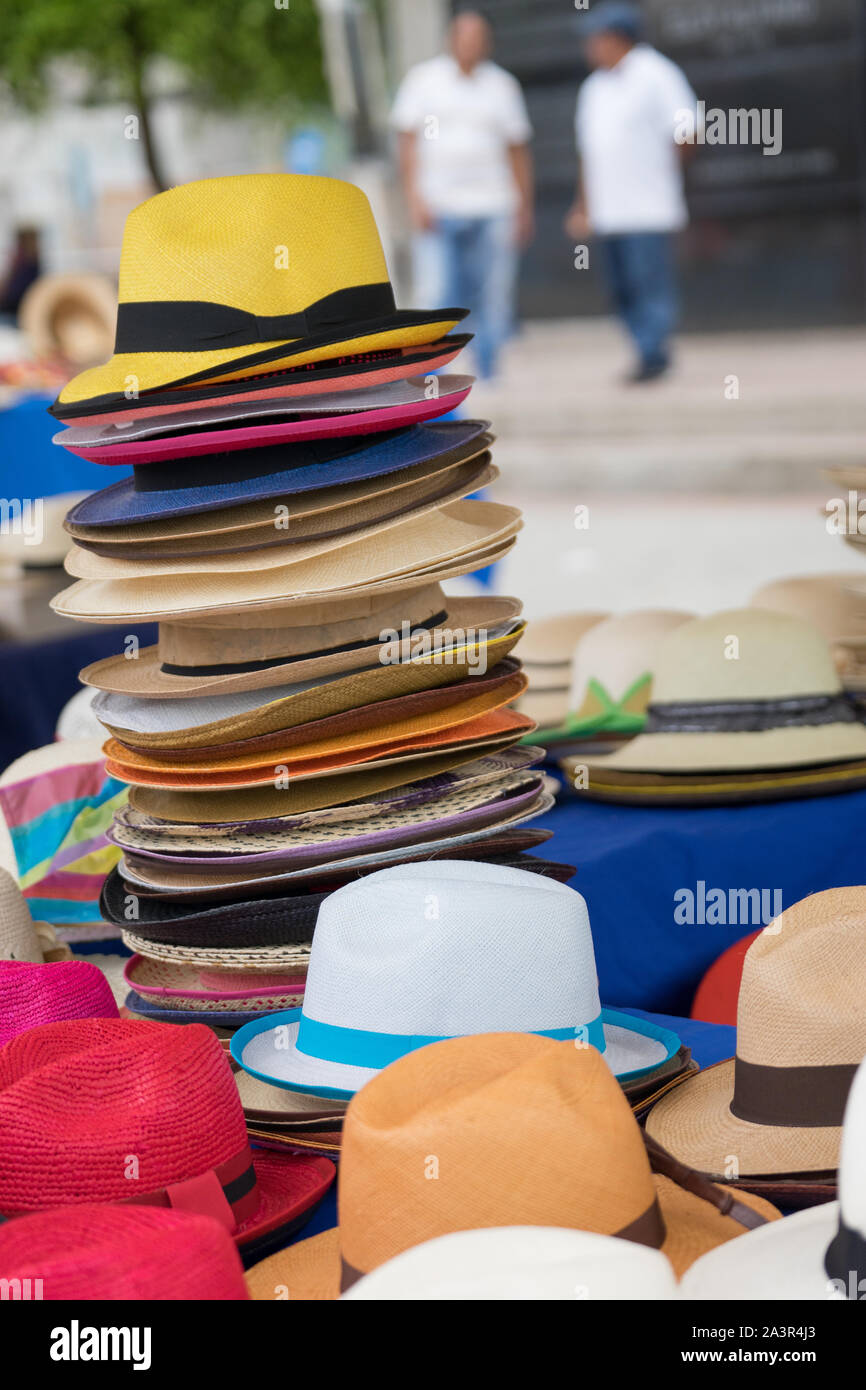 Panama hats ecuador hires stock photography and images Alamy