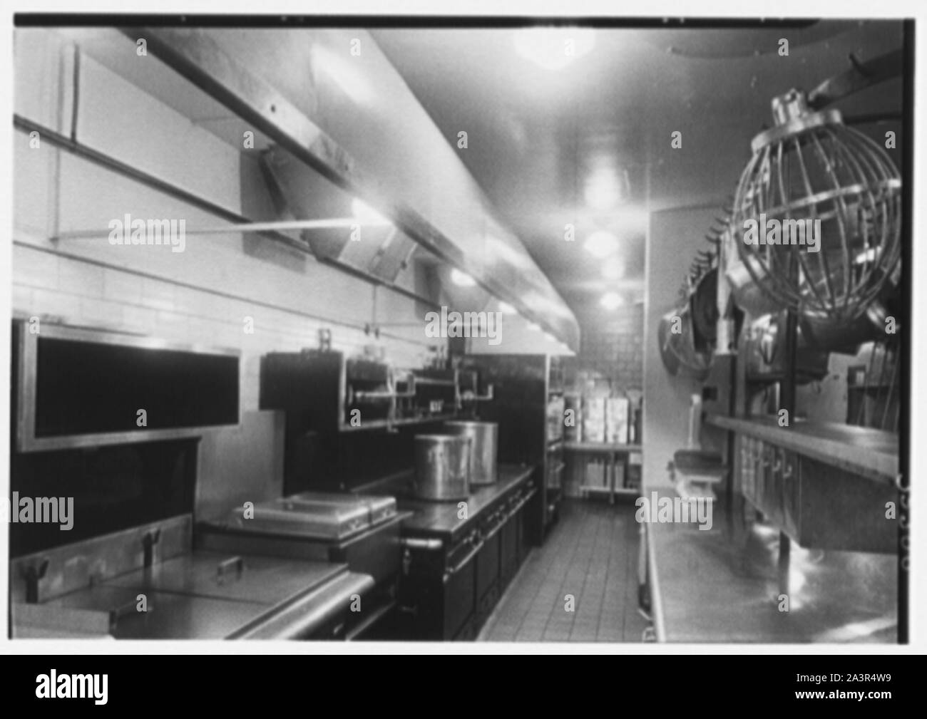 Stouffer's restaurant, E. 42nd St., New York City Stock Photo - Alamy
