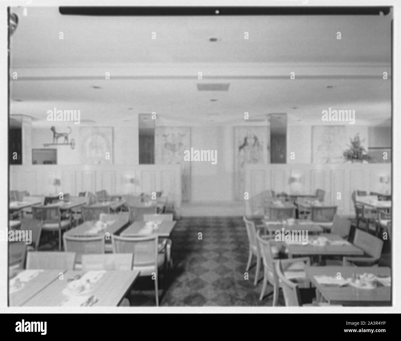 Stouffer's restaurant, Lancaster Ave., Philadelphia Stock Photo Alamy