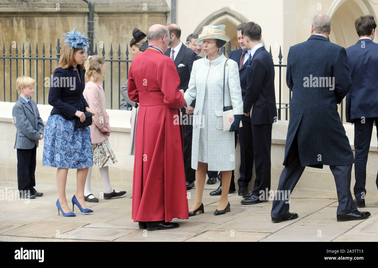 Photo Must Be Credited ©Kate Green/Alpha Press 079671 05/04/2015 Princess Beatrice,  Lady Louise Windsor, Sophie Countess of Wessex, Dean of Windsor Rt Revd David Conner, Princess Anne, Daniel Chatto and Prince Andrew attend a Easter Day Church Service held at St George's Chapel, Windsor Castle Stock Photo