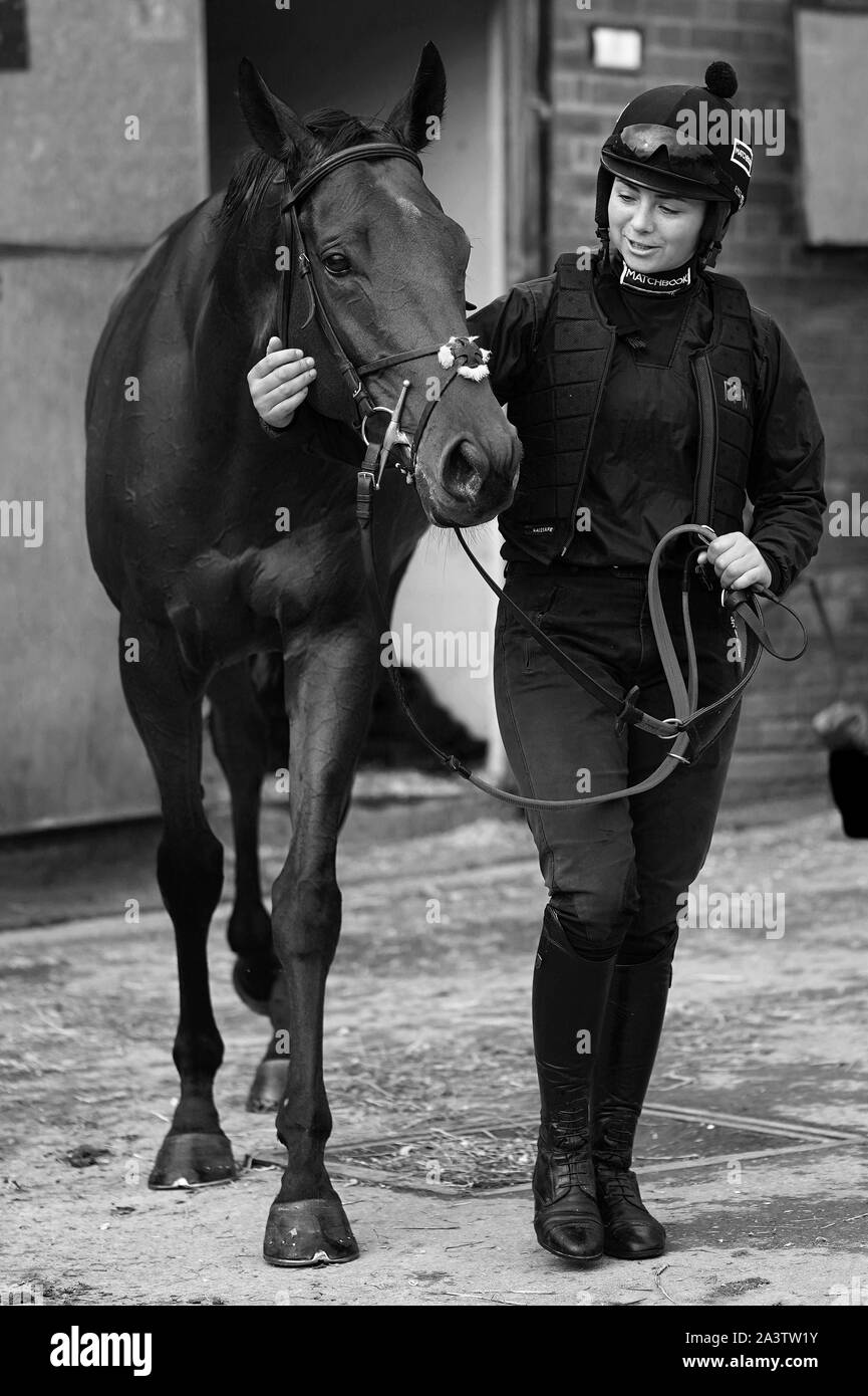 Bryony frost at manor farm stables hires stock photography and images