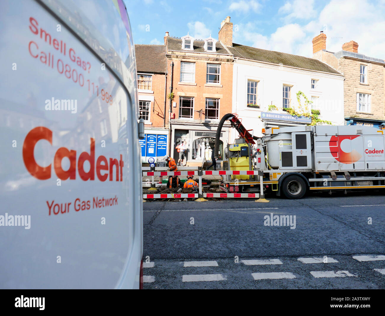 news-uk-day-3-cadent-gas-engineers-working-to-fix-the-gas-supply-to