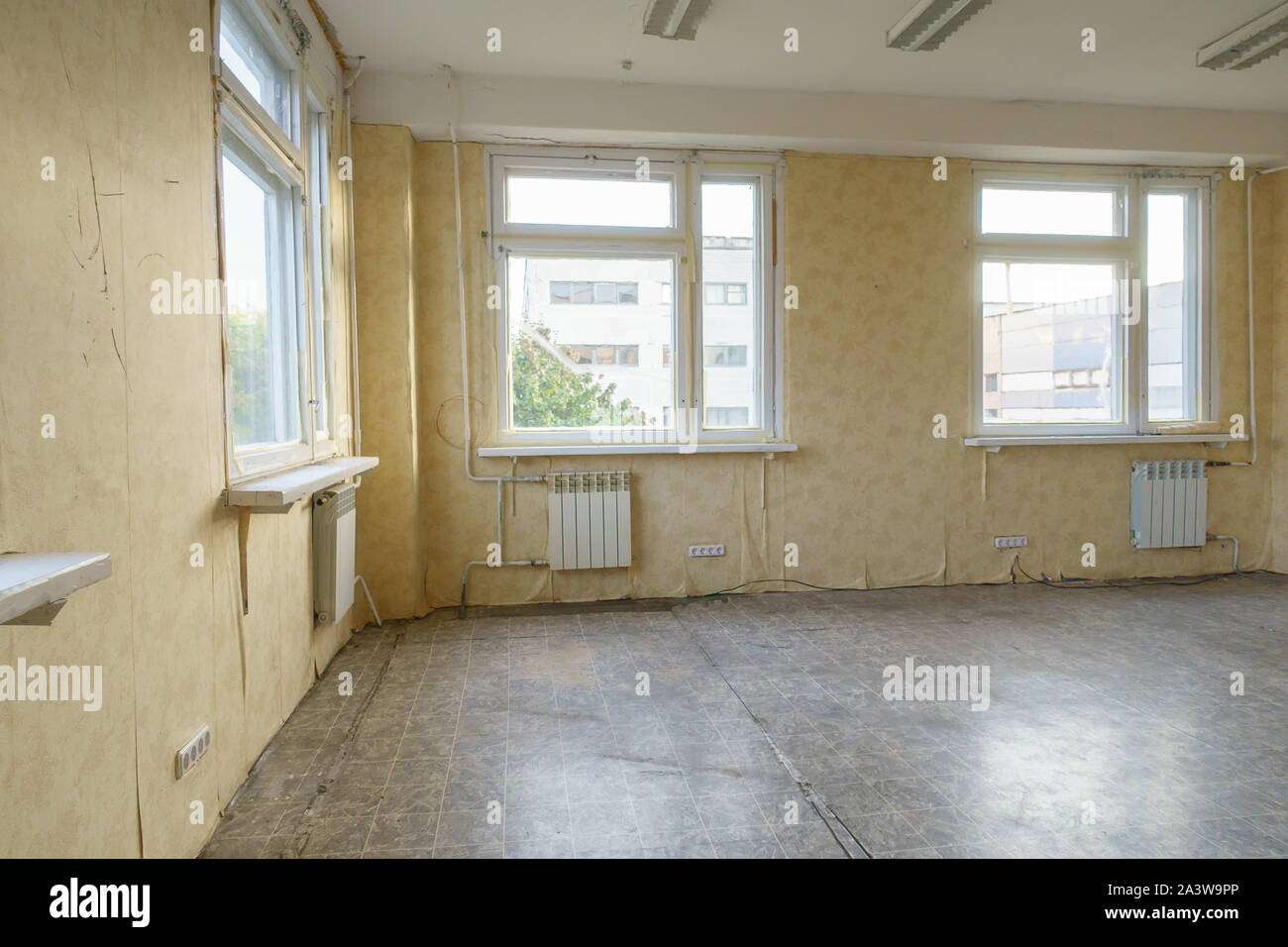 View of Apartment damage hi-res stock photography and images - Alamy