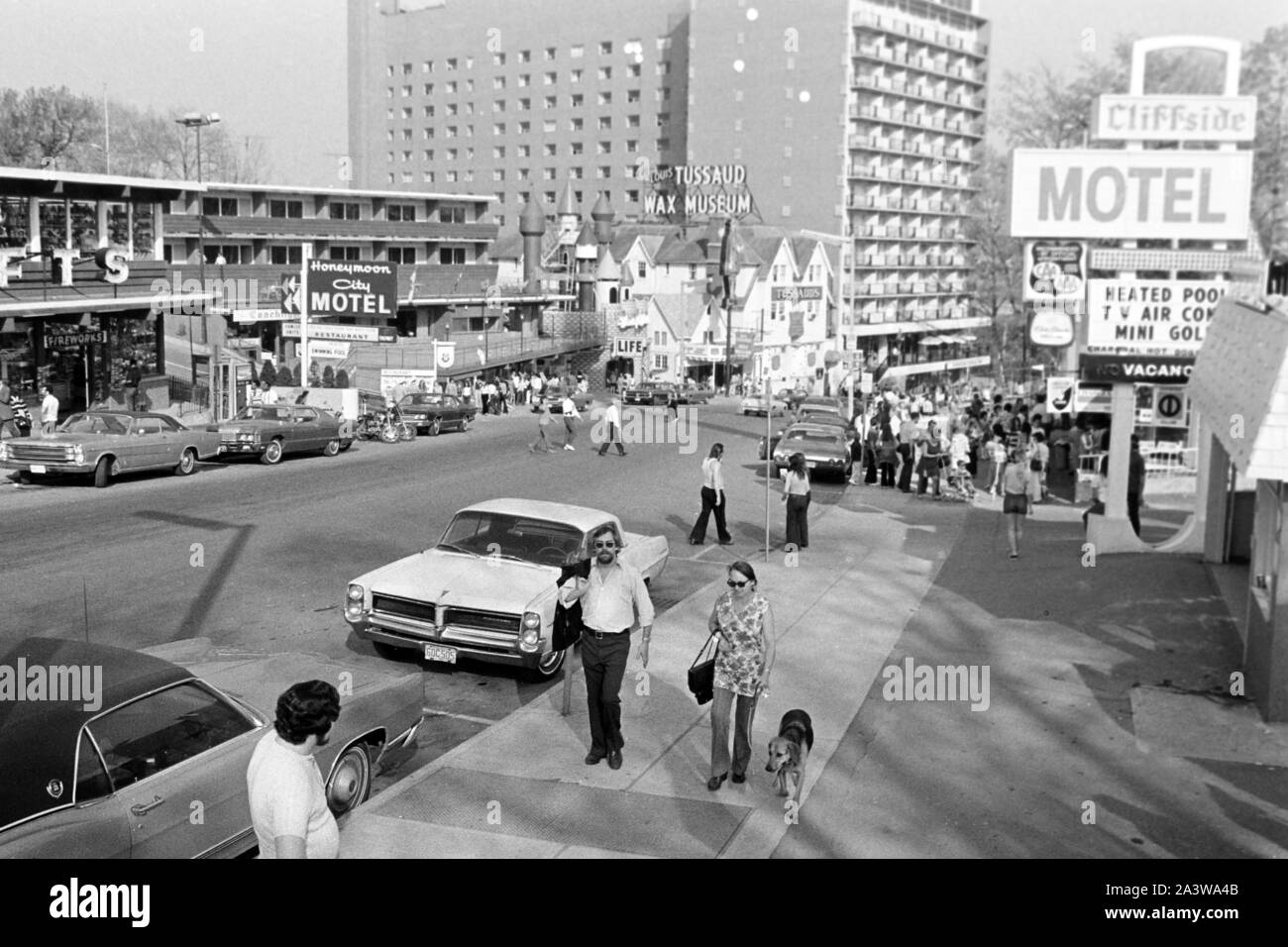 Straßenszenen Niagara Falls, Ontario, Kanada, um 1967. Street views in