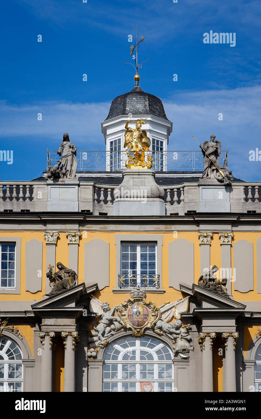 22.09.2019, Bonn, North Rhine-Westphalia, Germany - The Koblenz Gate or Michaelstor is part of the Electoral Palace, here with coat of arms of Clemens Stock Photo