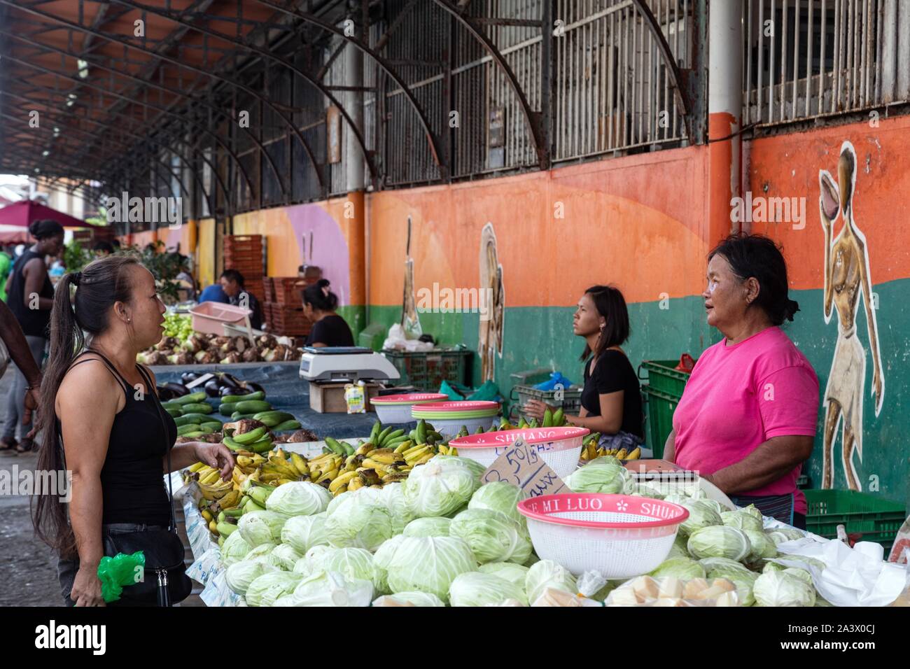 FRUIT AND VEGETABLE STALL, HMONG VENDOR IN THE MARKET OF CAYENNE, FRENCH GUIANA, OVERSEAS DEPARTMENT, SOUTH AMERICA, FRANCE Stock Photo
