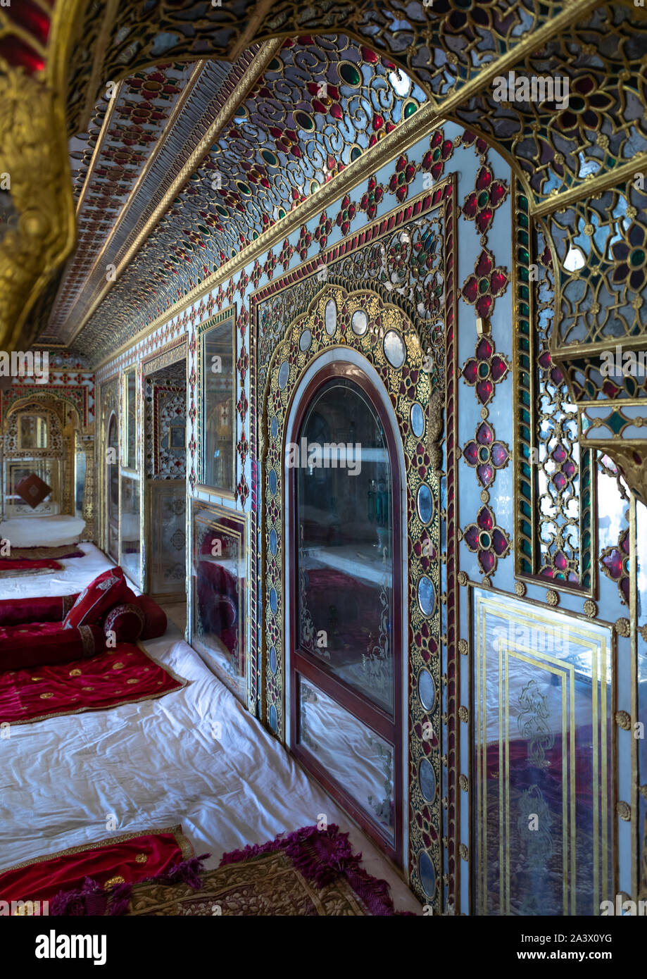 Jaipur city palace interior hi-res stock photography and images - Alamy